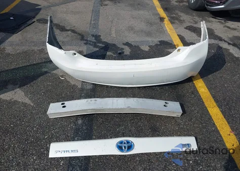 2011 Toyota Prius Two from USA, damaged, VIN JTDKN3DU9B5322456